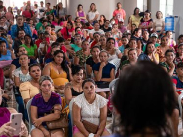 Prefeitura realiza entrega do cartão do Programa Ceará Sem Fome